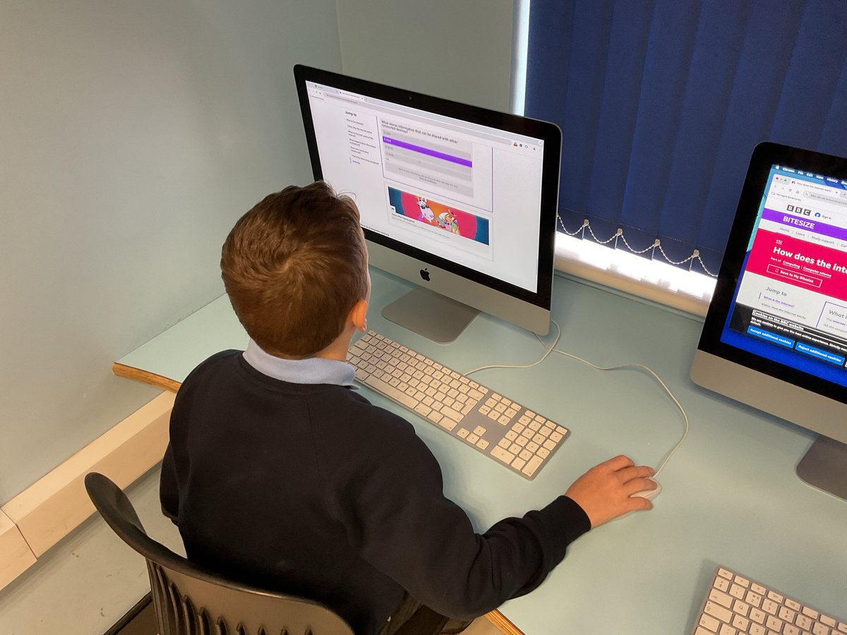 MrB_Thatto's tweet photo. Lesson 3 of our computing topic focussing on ‘how the internet works’ #ThattoPrim_Computing https://t.co/oQcws7pnEh