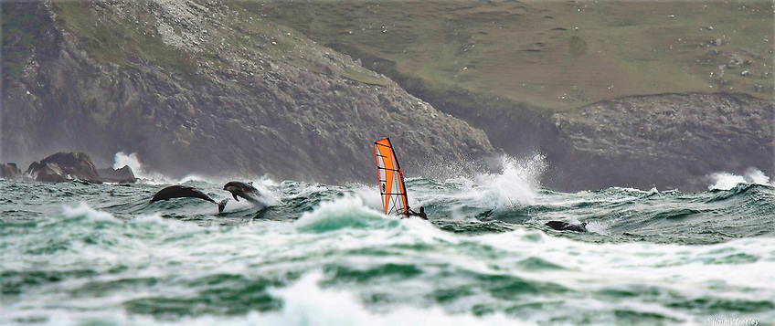 AfloatMagazine's tweet image. Mayo Mayhem Windsurfing Event Rescheduled for 4th-5th October afloat.ie/watersport/sur… #MayoMayhem #Windsurfing #IrelandEvents #Watersports #SurfingCommunity