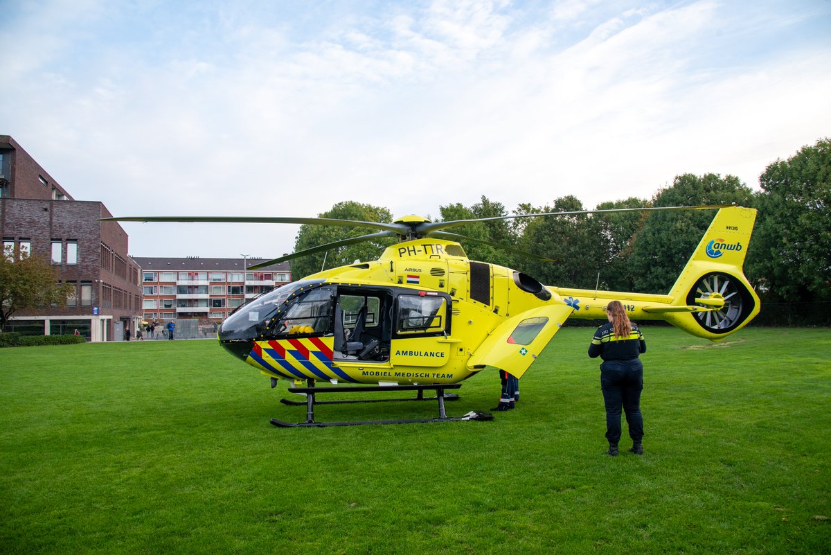 Traumahelikopter ingezet bij medische noodsituatie in Gorinchem: facebook.com/hulpdienstengo…
