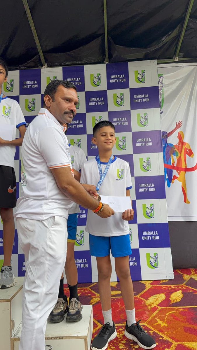 📍 सेंट जोसेफ चर्च, नालासोपारा पश्चिम
🗓️ २ ऑक्टोंबर २०२५

उमराळे ग्रामस्थांच्या वतीने आयोजित “उमराळे युनिटी रन” स्पर्धेस उपस्थिती दर्शवली.

ग्रामस्थांच्या एकत्रित पुढाकारातून झालेली ही धाव ऐक्य, बंधुत्व आणि निरोगी जीवनशैली यांचा सुंदर संदेश देणारी ठरली.

आशा आहे की अशी सामाजिक