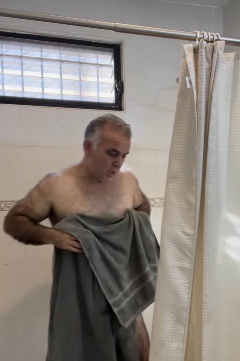 DaddyBear042's tweet photo. Morris Way🔥

#MeLaPoneDura🍆

https://t.co/461Vew9weo https://t.co/btoAsGOeYj