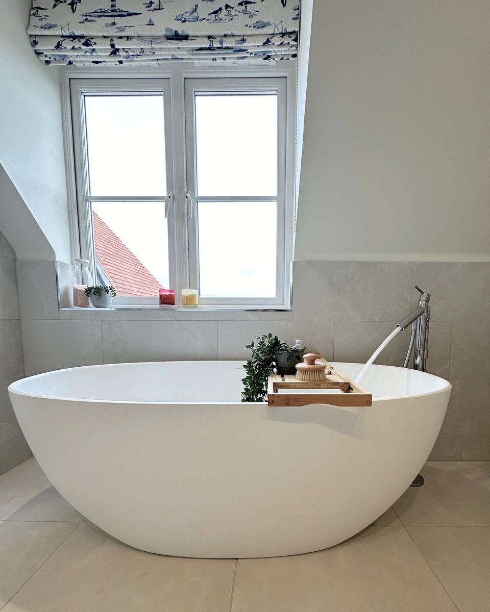 StoneAndChrome's tweet photo. An inviting sanctuary, perfect for the cosy season🛁 

- Victoria &amp; Albert Barcelona freestanding bath.
- AXOR Starck floorstanding bath shower mixer.
- Tiles by Minoli.

---
📧 enquiries@stoneandchrome.com
💻 https://t.co/QDD9UC0xYf
📞 01276 61000 https://t.co/migtl5qzQO