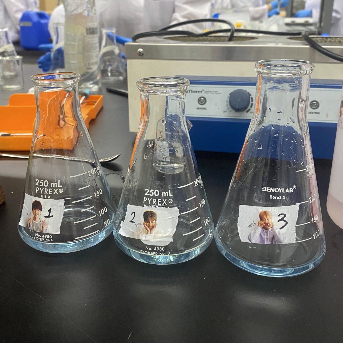 ALKEM1STA's tweet photo. ran out of masking tape for lab so i had to use a different one https://t.co/c3aiAwwmDC