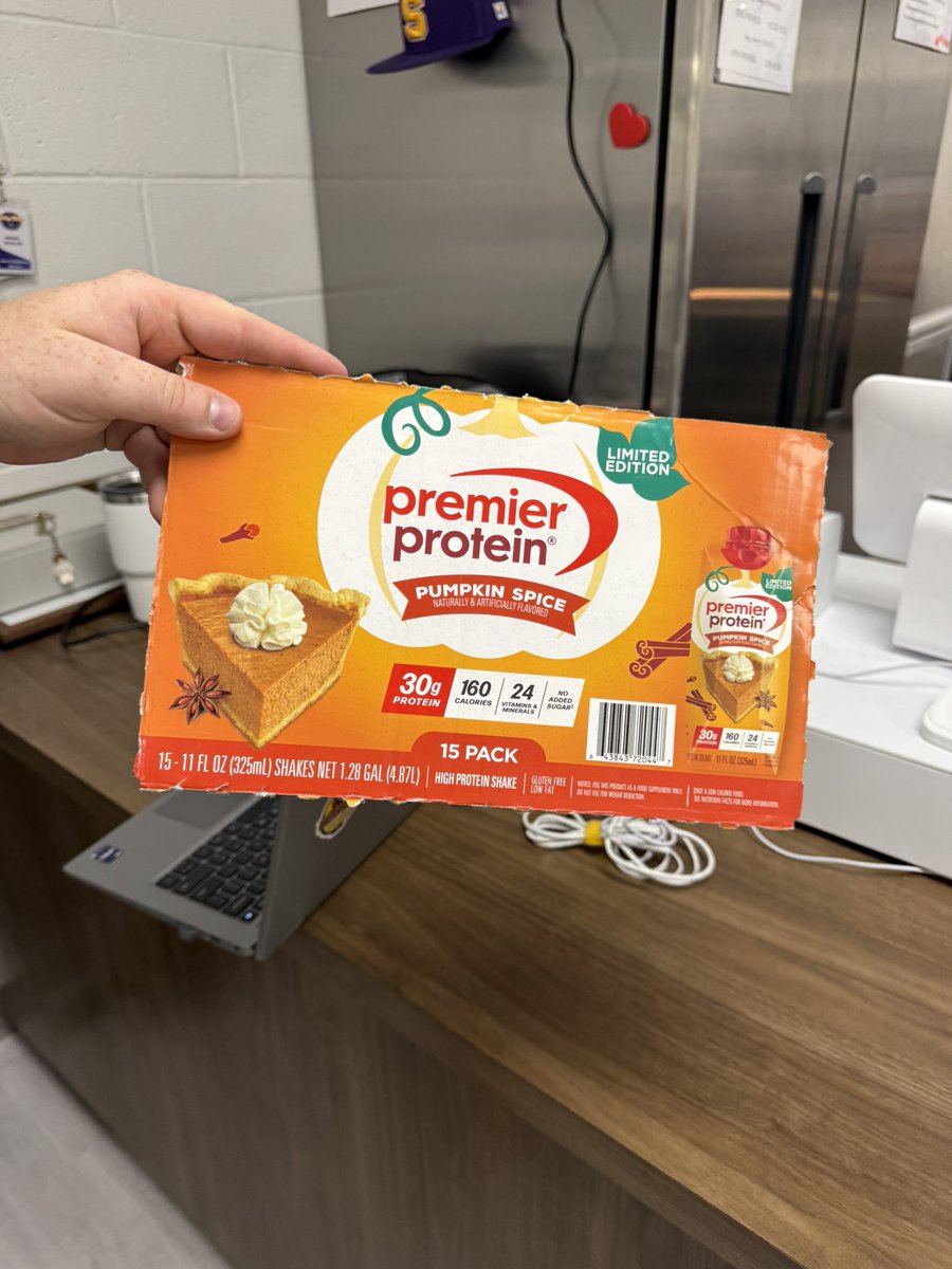 SHSDECA7's tweet image. 🎉 It’s DECA School-Based Enterprise Week! 🎉
Stop by the Bulldog Station to grab your fall favorite: Premier Protein Pumpkin Spice 🎃🥤 Fuel up &amp;amp; support your Bulldogs! 💜💛 #DECASBEWeek #BulldogStation @SmyrnaBulldog #onlyoneSHS