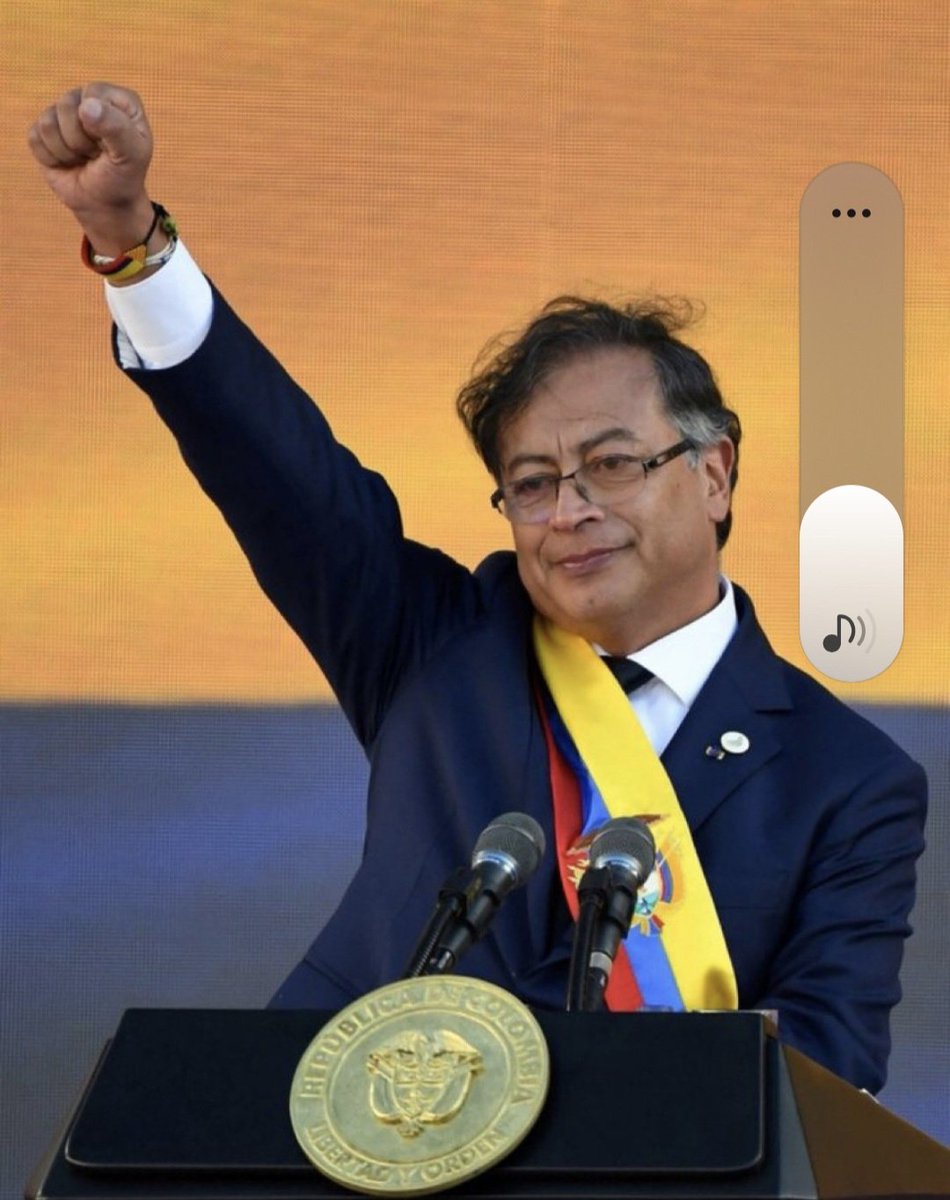 KOLOMBİYA Cumhurbaskanı Gustavo Petro'ya selam olsun.