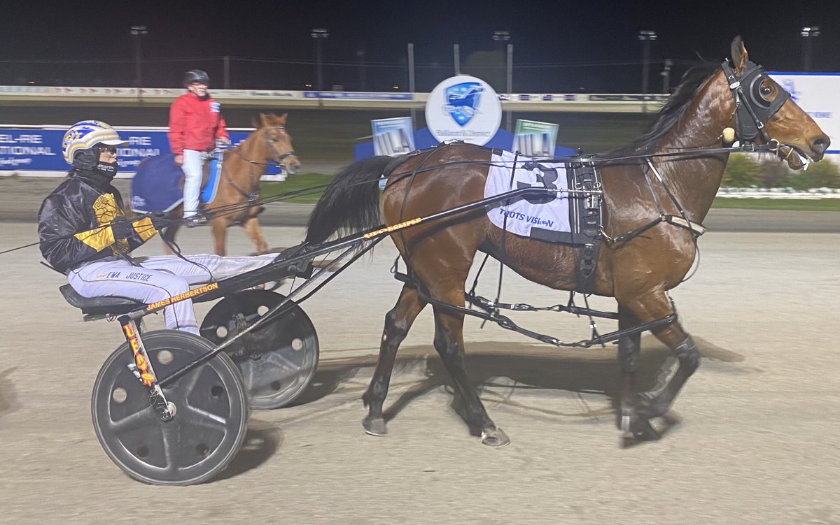 Art Major 4yo THE GANG (Ewa Justice/Freddy Taiba) 🥇 on debut in VICBRED VOUCHER MAIDEN PACE @bdtc15 R7 Congrats to a big band of owners