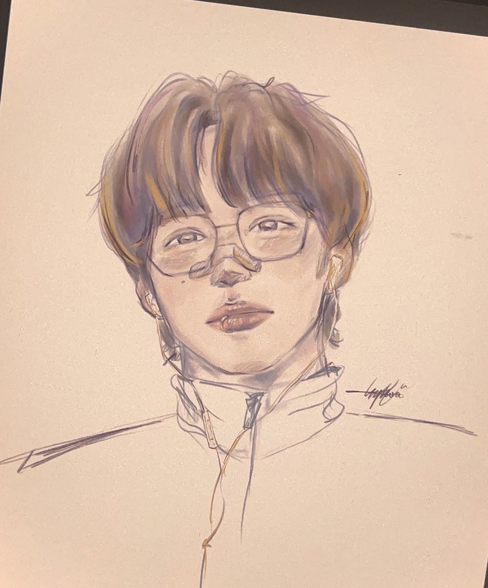 학교에서 색칠해왓스요