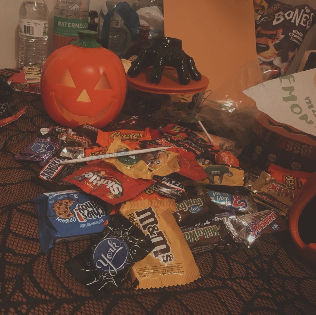 swiftdreamscape's tweet image. looking for moots 🎃 spooky edition

🦇 favs: taylor swift, ariana grande, sabrina carpenter, tate mcrae, pinkpantheress, chappell roan

🕸️ interests: horror movies, marvel, dc, harry potter, anime, gaming

🕷️ like / rt to be moots · ifb
#stantwt #promotwt #moothunt