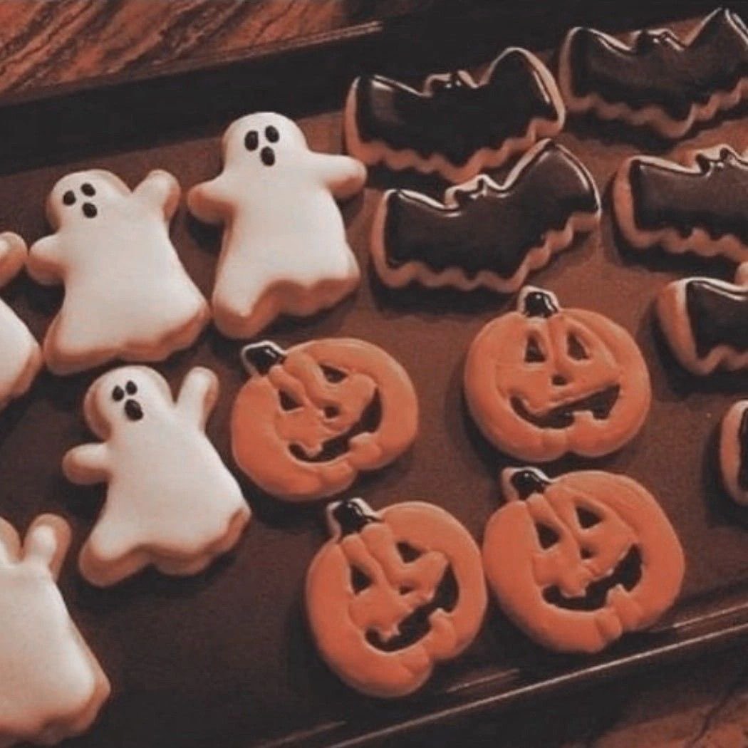 swiftdreamscape's tweet image. looking for moots 🎃 spooky edition

🦇 favs: taylor swift, ariana grande, sabrina carpenter, tate mcrae, pinkpantheress, chappell roan

🕸️ interests: horror movies, marvel, dc, harry potter, anime, gaming

🕷️ like / rt to be moots · ifb
#stantwt #promotwt #moothunt