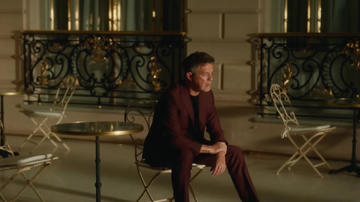 🎶 #NoMeTiresFlores, pero sí éxitos: Alejandro Sanz y Rels B presentan su nuevo tema

Estrenada por primera vez en directo durante el primero de los seis conciertos agotados de Alejandro Sanz en el Auditorio Nacional de Ciudad de México

22minutoscon.com/2025/10/02/ale…