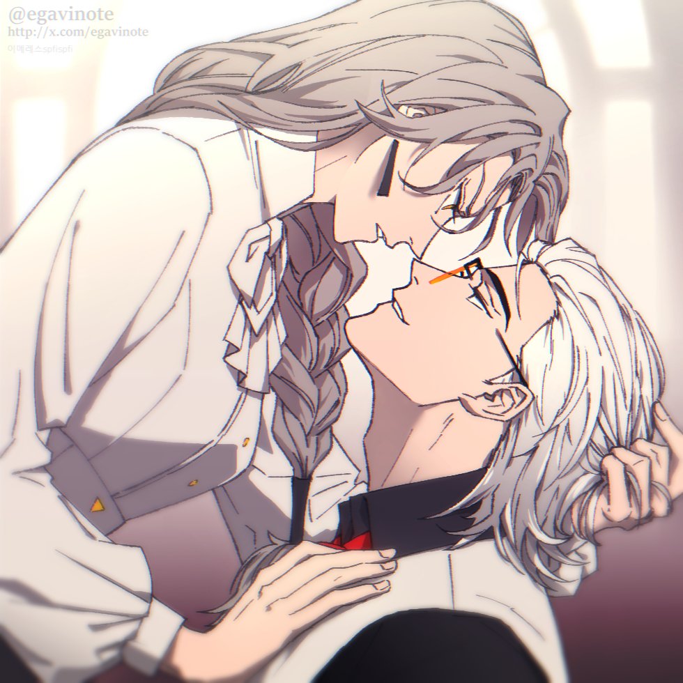 G2QIIhObAAAowpy?format=jpg&name=medium