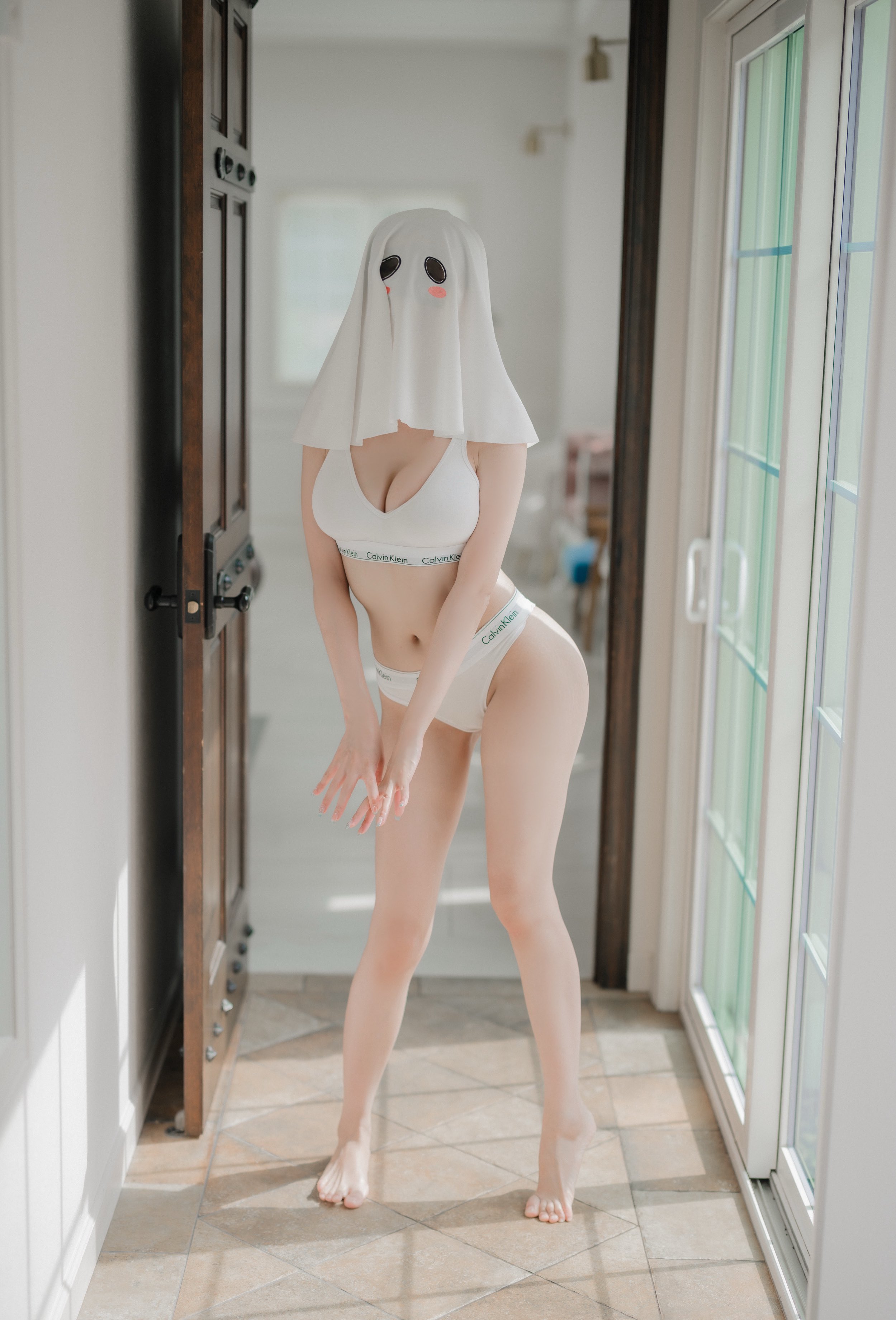 巨乳コスプレイヤーくろうさぎ（@cosplay_rabbit2）エロX画像まとめ