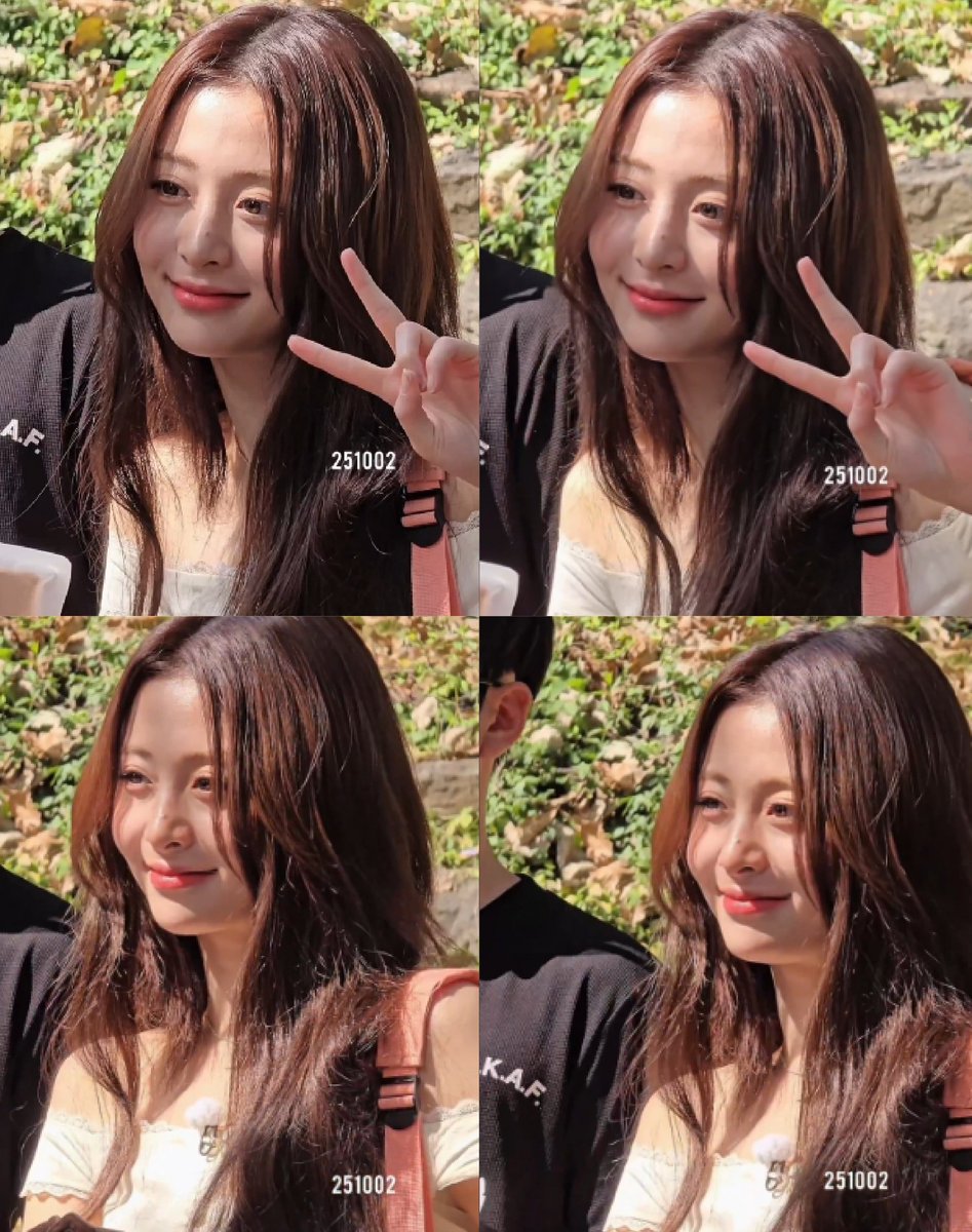 seeing yunjin this close... god she looks exactly my dream girl i love her sm