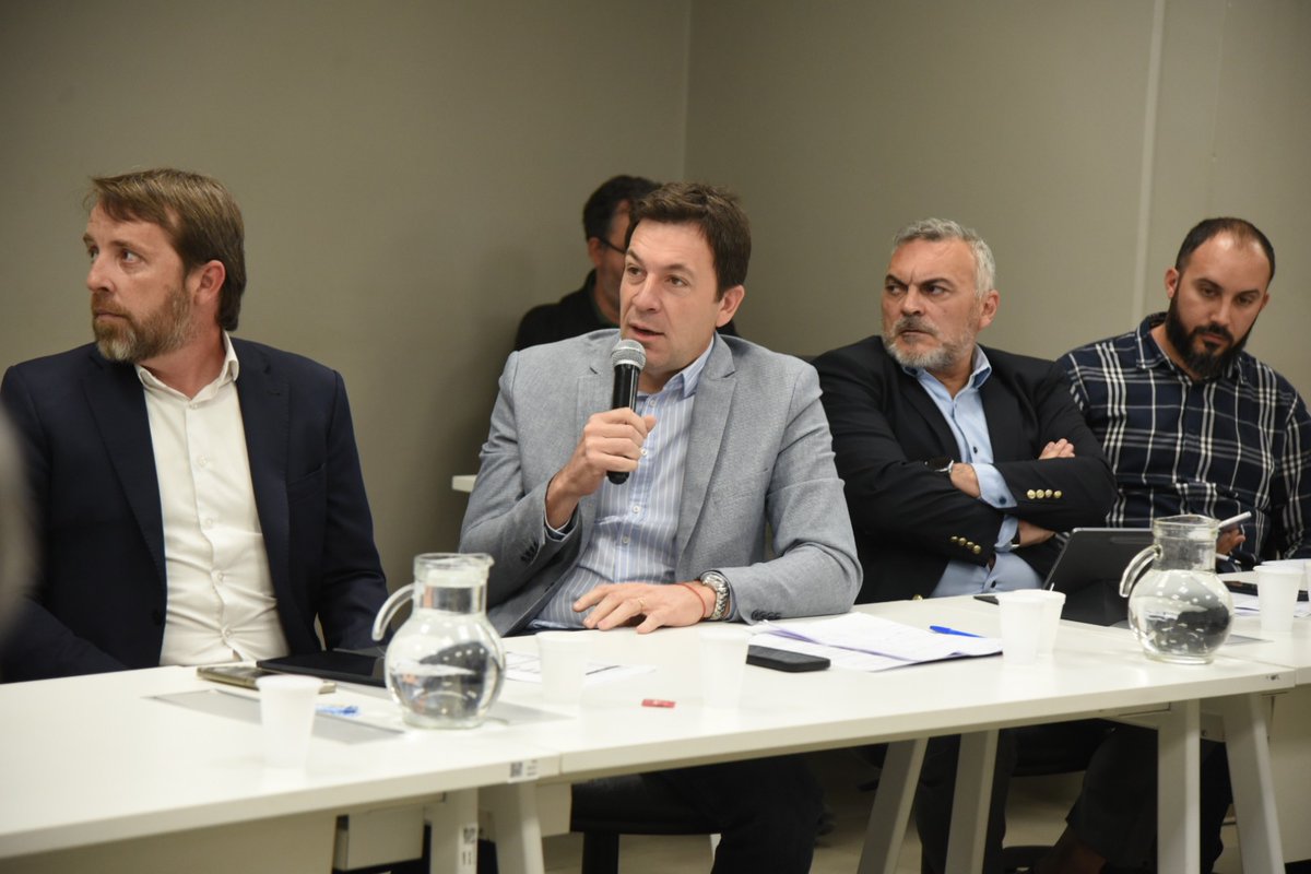 MauricioSatOk's tweet photo. En el marco de la Comisión de Economía, planteamos al presidente del #ISCAMEN nuestras dudas sobre el funcionamiento y uso de los recursos del organismo, en la lucha contra la Lobesia para la temporada 2025/26. https://t.co/N9JZJmRiZM