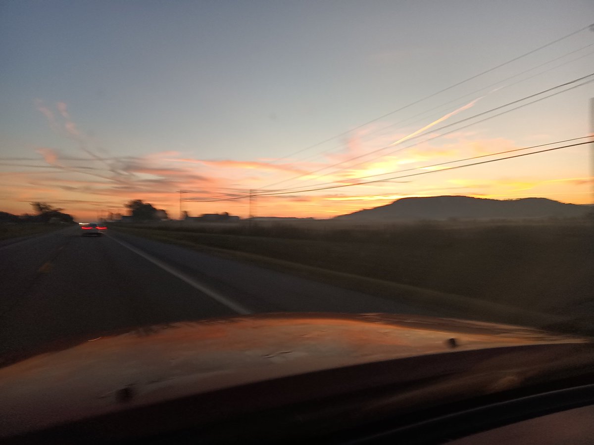 B7grWinning's tweet photo. Happy Thursday and Good $PENGU Morning to all 🐧🚀🌄
Today and tomorrow... Then the weekend is here! Woohoo! 🎉 🎉
#ThursdayMorning #MorningDrive
#WorkingForTheWeekend #ThursdayMotivation https://t.co/8b8yWQZSQV