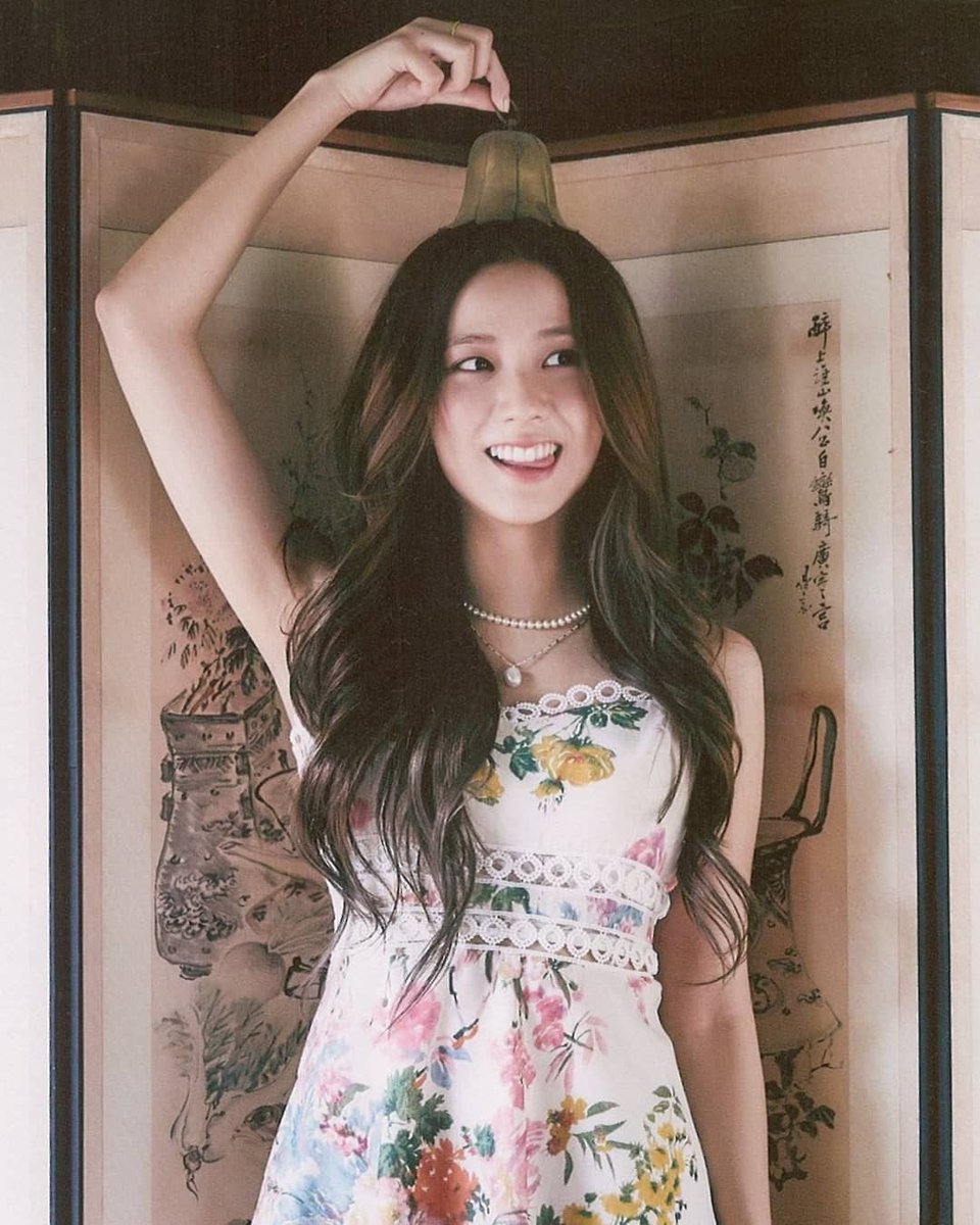 _Cherrypiece_'s tweet photo. #JISOO 오늘 밤부터 연휴 시작 - !! 🐰🌕🇰🇷🤍

긴 추석 연휴 동안 정주행 할 지수 컨텐츠 모아왔어요
다들 즐거운 연휴 ((지수랑)) 보내세요 !! 🙇🏻‍♀️🤍

타래에 모아놨어요 ⬇️ ⬇️ ⬇ https://t.co/aQg5v1eX6i