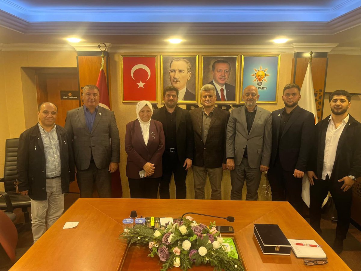 UidGeorgia's tweet photo. UID Gürcistan heyeti olarak AK Parti Rize İl Başkanlığı’nı ziyaret ettik.
Ziyarette İl Başkan Yardımcısı ve Dış İlişkiler Başkanı Kemal Deniz, Kadın Kolları Başkanı Nuran Alim ve Gençlik Kolları Başkanı Onuralp Kazmaz bizleri samimiyetle misafir etti. https://t.co/eOvBtKsHQr