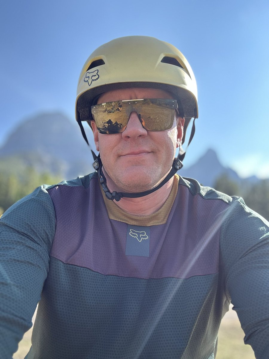 digital_samarai's tweet image. Enduro Biking in the Rockies #Canmore #Alberta #Odyssey #CrossCountry #Downhill #SantaCruz #GrizzlyPaw #Brewery #Camping