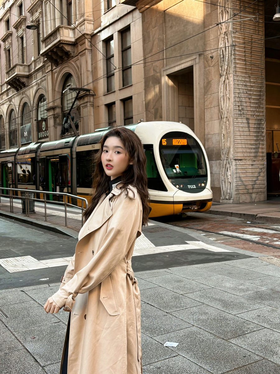 Antiqueclouds's tweet photo. 251002 #WangYuwen Xiaohongshu updates,
Hello, this is my tourist photo!
#IveBeenHere Happy holidays everyone~ ❤️
#CheckInBeforeYouGoAndTakePhotos #TakePhotosWhereverYouGo #CheckInAroundTheWorld #RandomTravel #TakePhotosWhereverYouWant #MakeMemoriesWhileYouHere
#PretendToBeALocal https://t.co/TZ6IfLwF3K