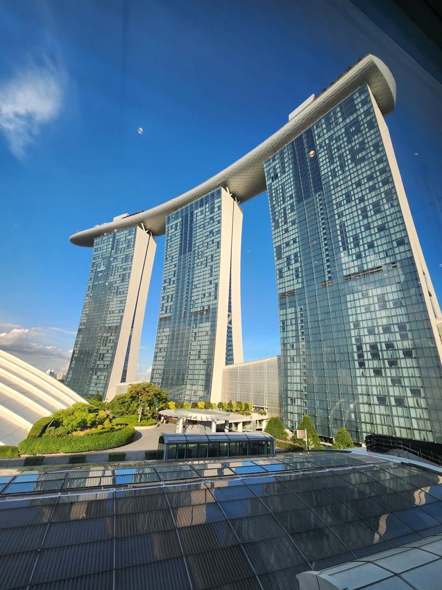 cryptominersgcc's tweet image. We had the honor of attending Token2049 Singapore, a leading global platform for blockchain and digital assets. The event brought together visionaries, innovators, and industry leaders to shape the future of crypto