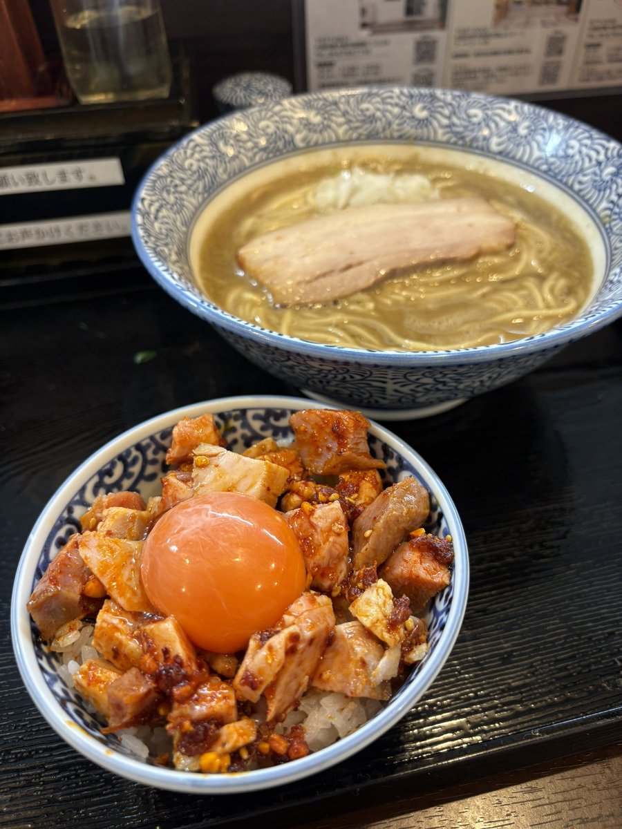 DESCENTE - ラーメン好き DESCENTE - ラーメン好き M.G.T🎧 on X: