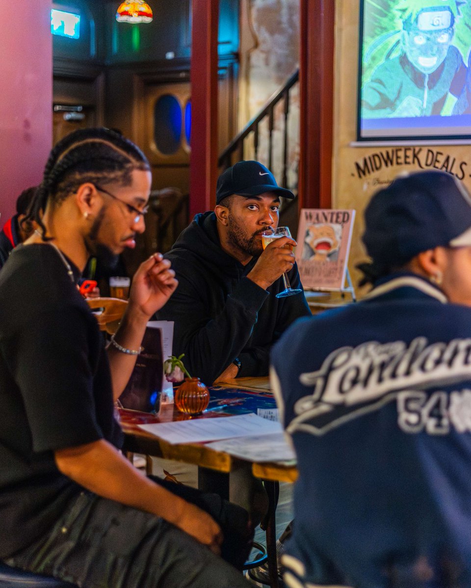 qotspub's tweet image. You were here for The Big Three anime quiz, you asked and we listened! 👏 

Prizes for top squads and best cosplay, so bring your A-game (maybe Gon’s tiny green shorts). Teams of 2–6 recommended.

HUNTER X HUNTER anime quiz is coming to you on Tuesday 14th October, 6:30PM sharp!