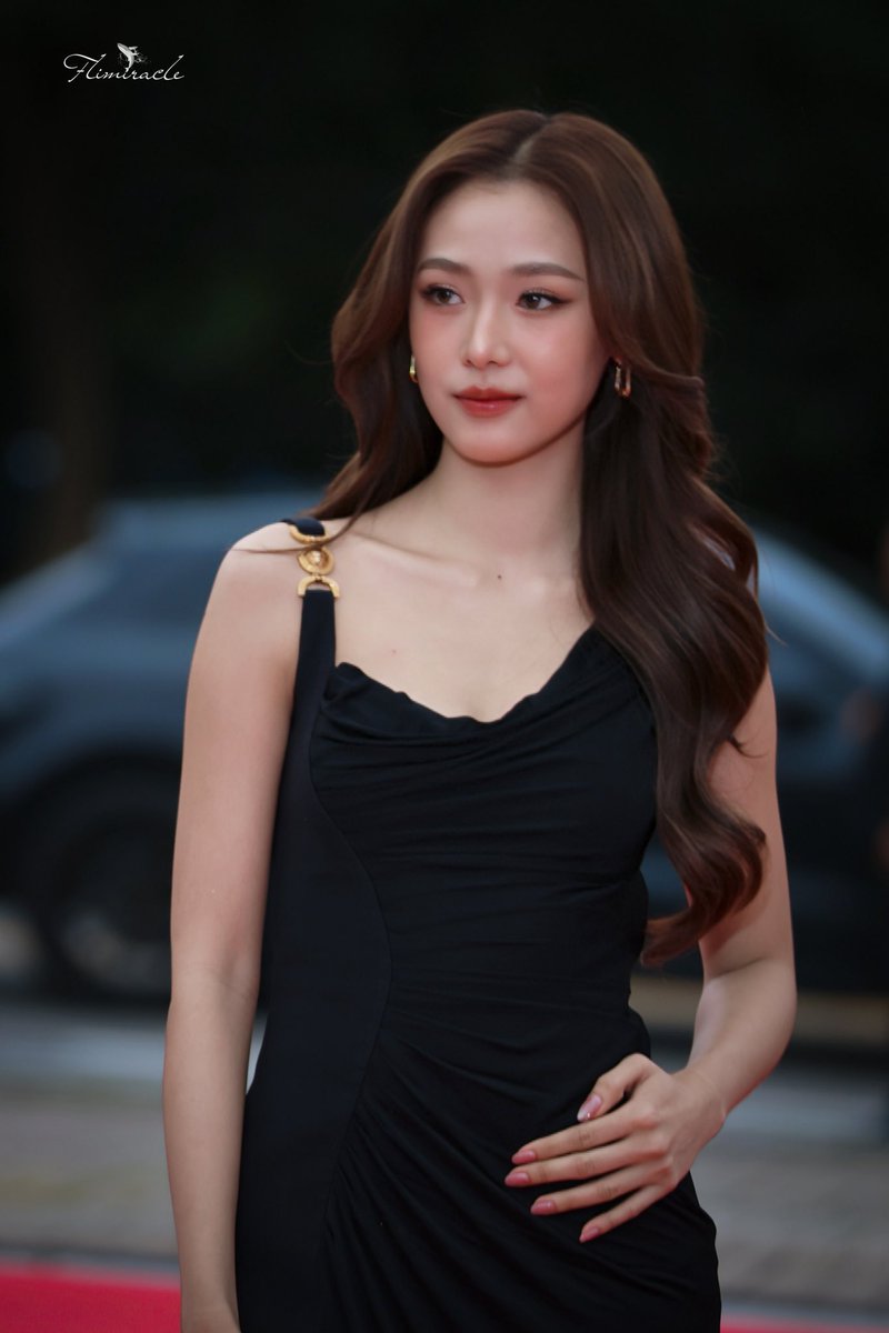 ปารีสพร้อมยังคะ เตรียมรับแรงกระแทกแบบแพ็กคู่