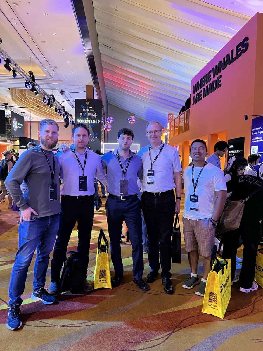 🇸🇬 Live from Singapore @ TOKEN2049

The Sundial team is on the ground at @TOKEN2049 Singapore, connecting with builders, investors, and innovators shaping the future of Bitcoin DeFi.

We caught up with our partners at <a href="/FluidTokens/">FluidTokens</a>, who are helping pioneer BTC-backed lending on