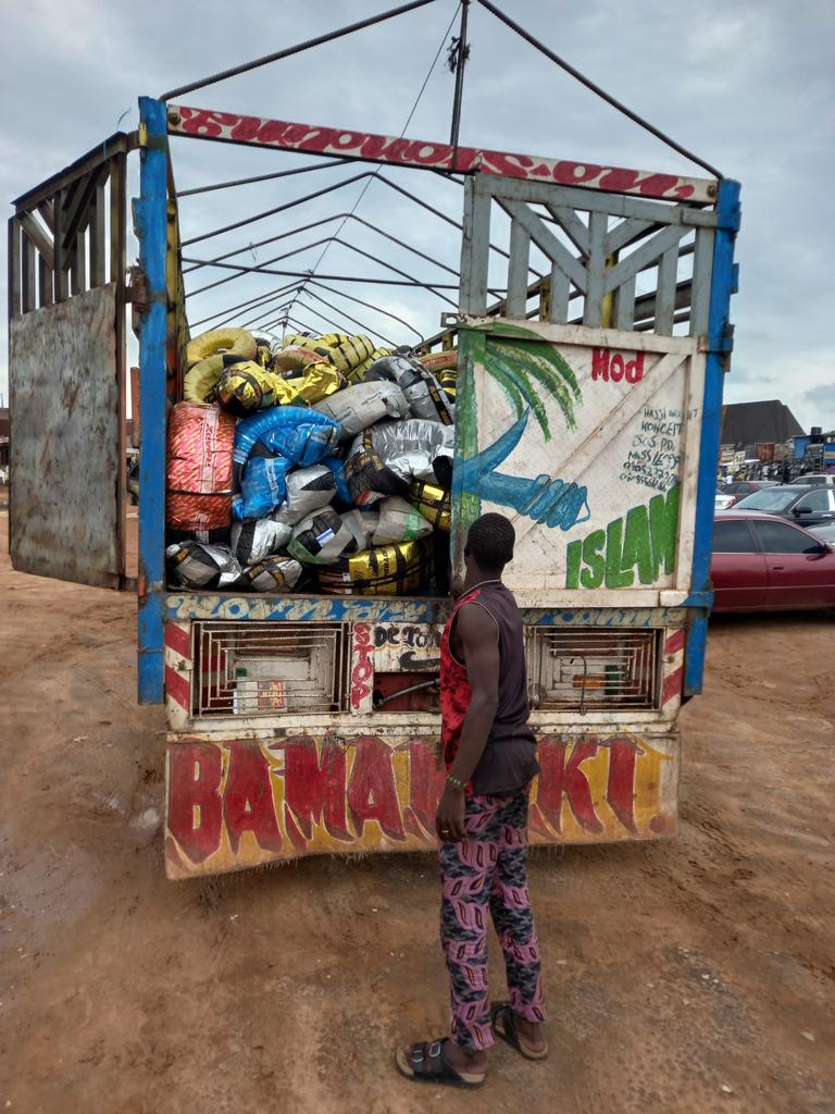 philznnona's tweet image. Na here we dey since morning.

Fresh stock just in!
We’re offloading tyres of all sizes &amp;amp; brands.
✅ Latest production dates, quality guaranteed.
Ready for pickup &amp;amp; nationwide delivery.

#PhilzAutoz #Tyres #Abuja