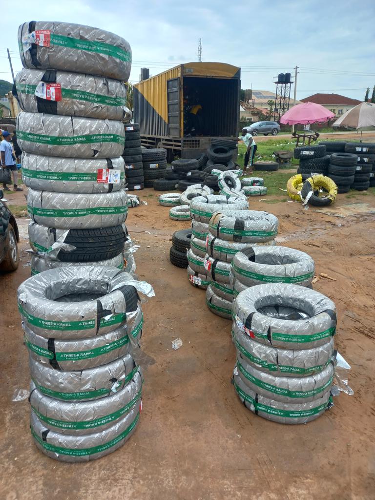 philznnona's tweet image. Na here we dey since morning.

Fresh stock just in!
We’re offloading tyres of all sizes &amp;amp; brands.
✅ Latest production dates, quality guaranteed.
Ready for pickup &amp;amp; nationwide delivery.

#PhilzAutoz #Tyres #Abuja