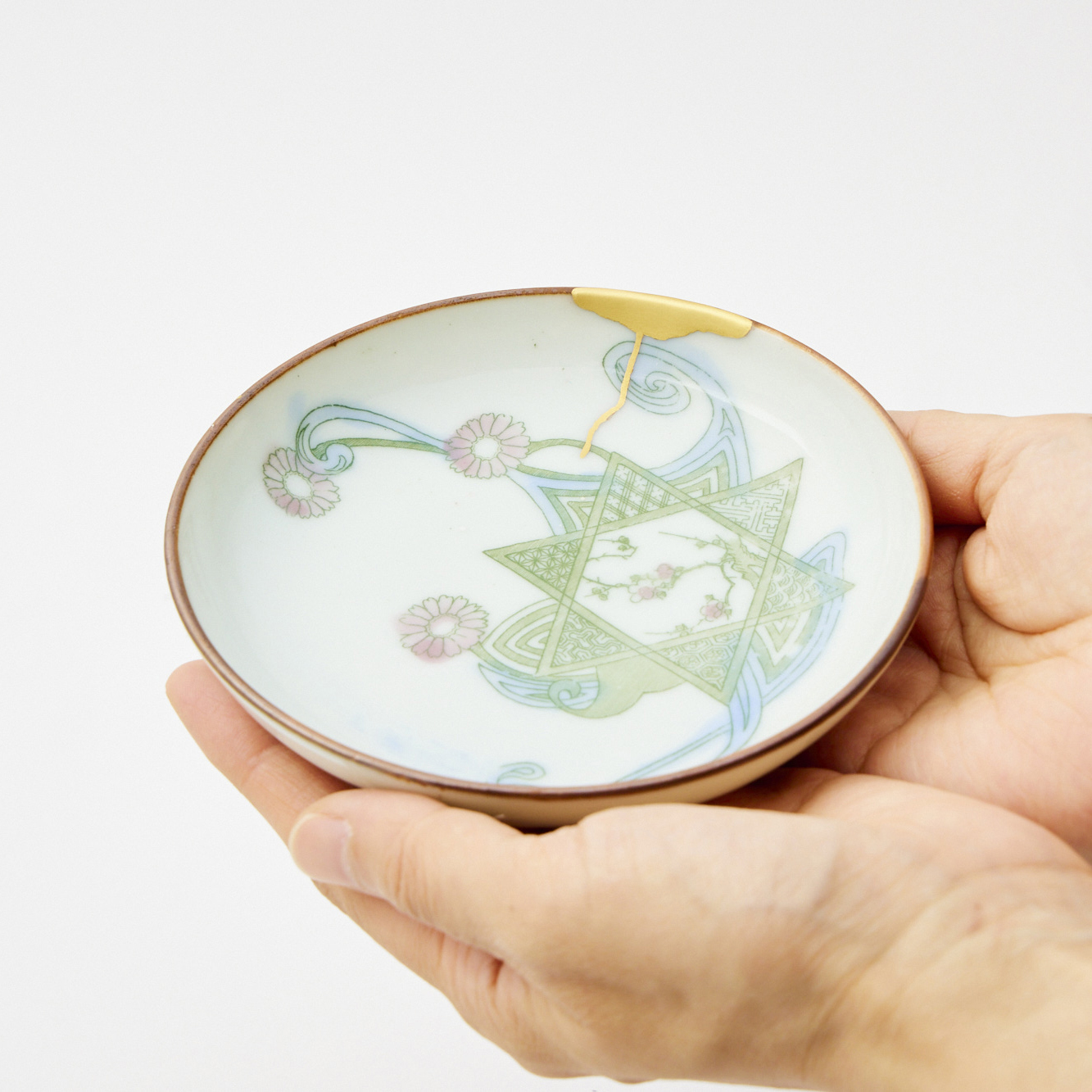 つぐつぐさん専用 つぐつぐ｜会いにいける金継ぎ師 (@tsugu_kintsugi) / X