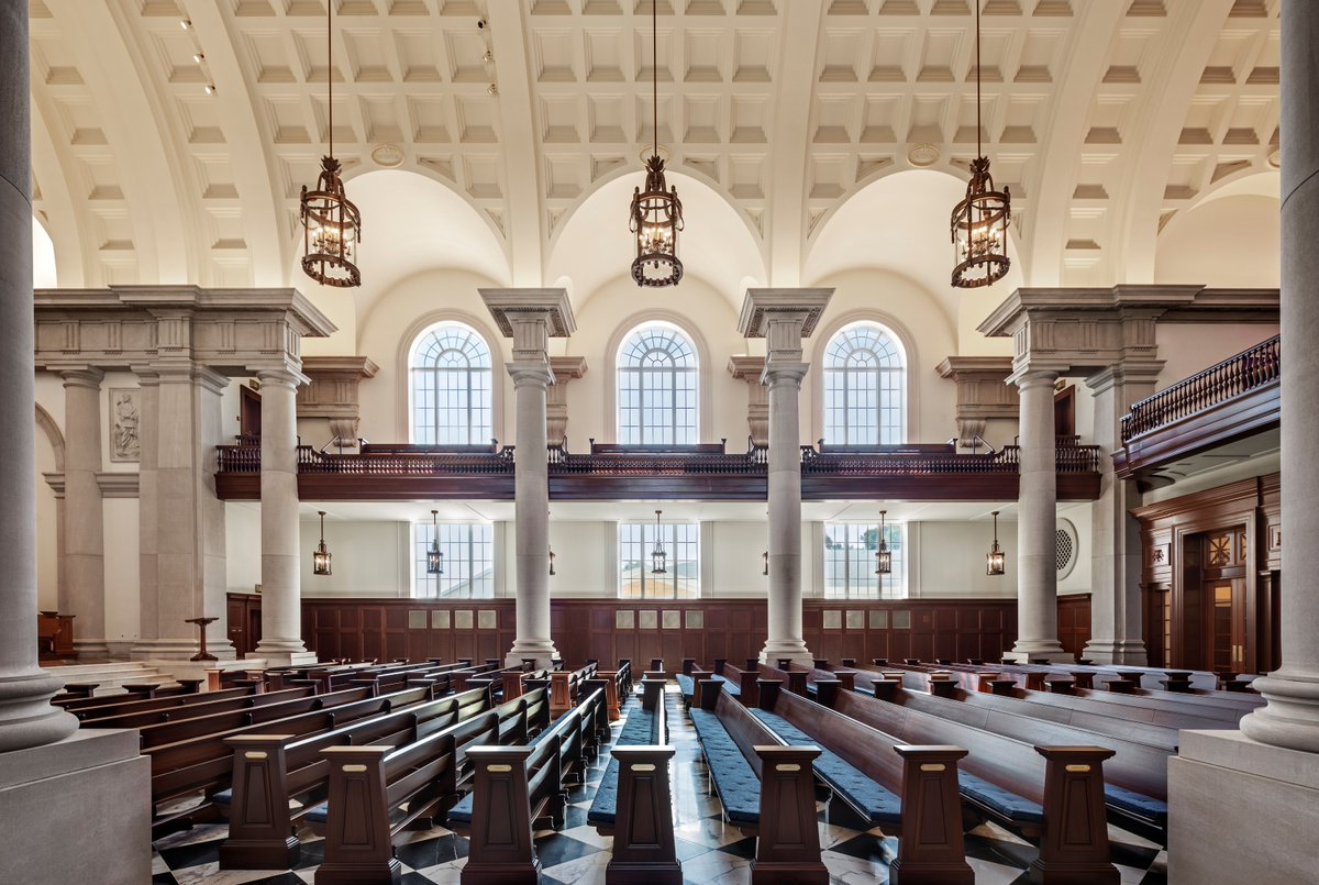 At Hillsdale College's Christ Chapel designed by <a href="/DuncanStroik/">duncan stroik</a>, our work involved #fauxfinishes &amp; #gilding. Shown is the interior after completion, where you can see the limestone columns &amp; the plaster faux finished entablatures blend seamlessly together.
📸Francis Dzikowski/OTTO