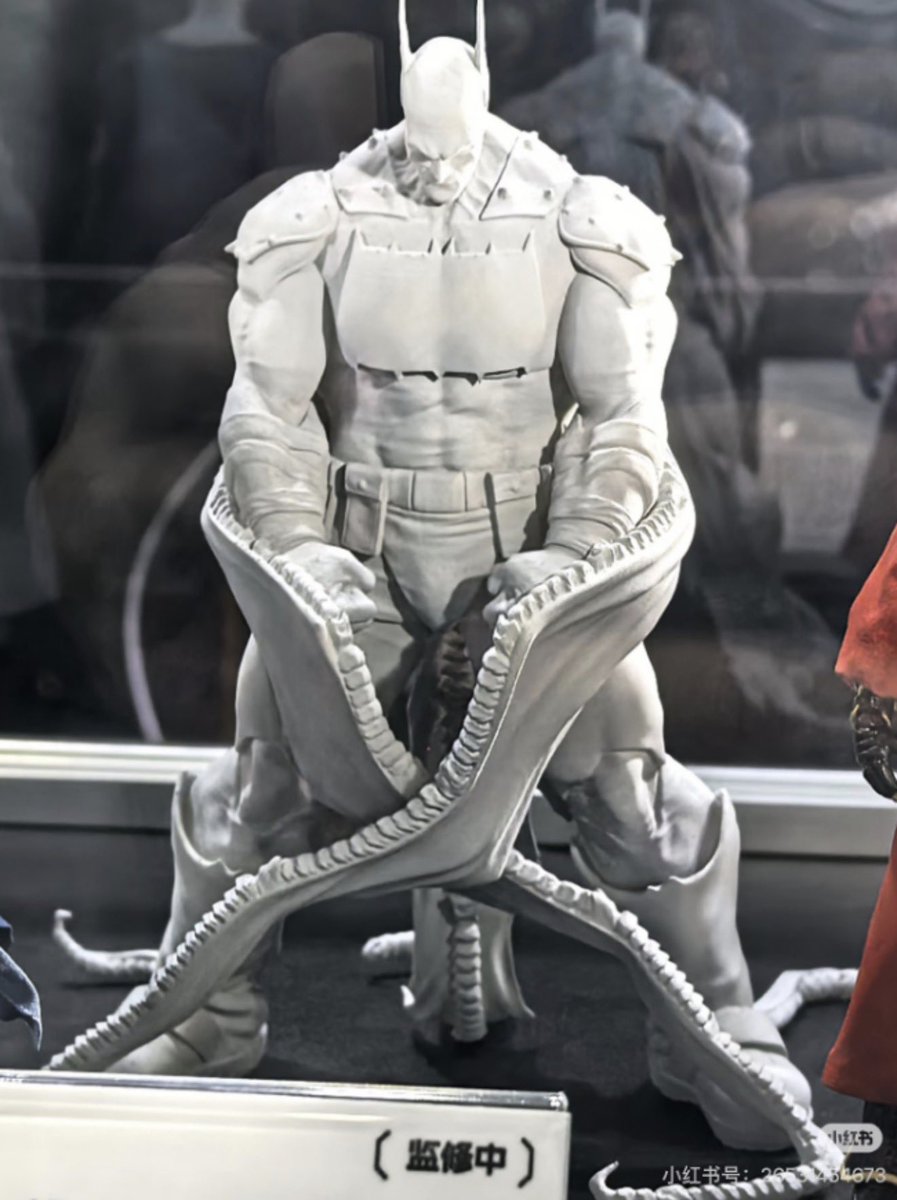 VladsFigures's tweet photo. @Ssnyder1835 Some better pics. First one is InArt second one is LPZZ https://t.co/PIYEbkdPBS