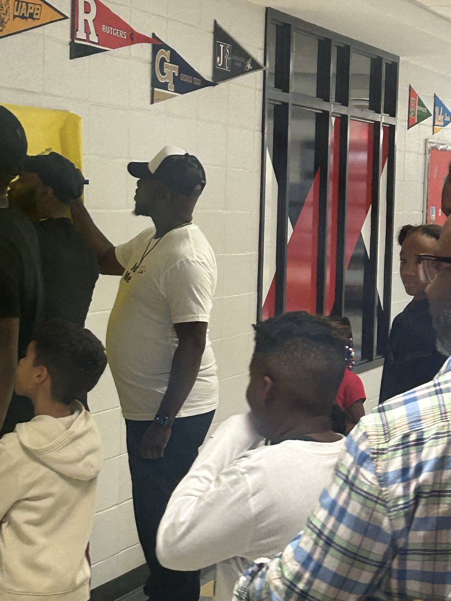 Ebony McBride tweet media