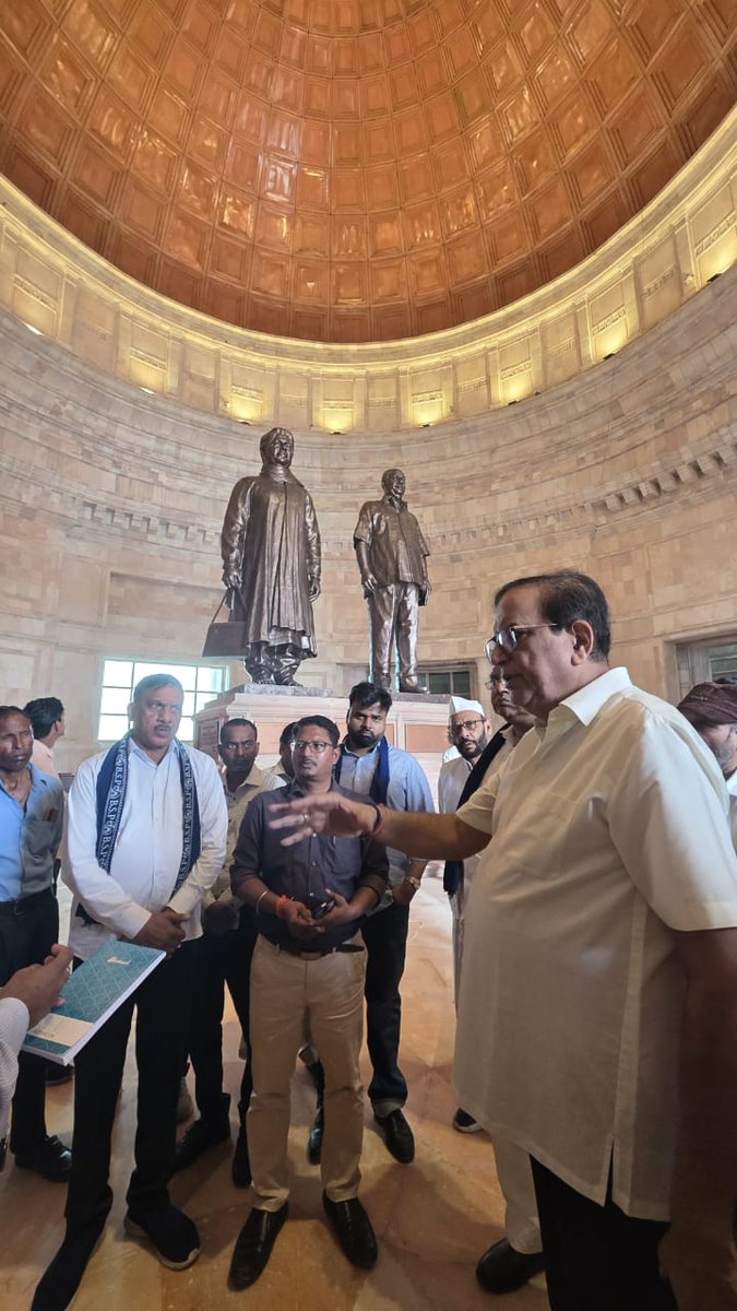 BSPUPofficial's tweet photo. बहन कुमारी मायावती जी के दिशा निर्देश पर हम सबके मसीहा मान्यवर श्री कांशीराम साहब जी के 9 अक्टूबर 2025 परिनिर्वाण दिवस पर श्रद्धांजलि कार्यक्रम लखनऊ जाने हेतु तैयारी व कार्यक्रम स्थल का निरीक्षण किया। https://t.co/IaQoshb1sN