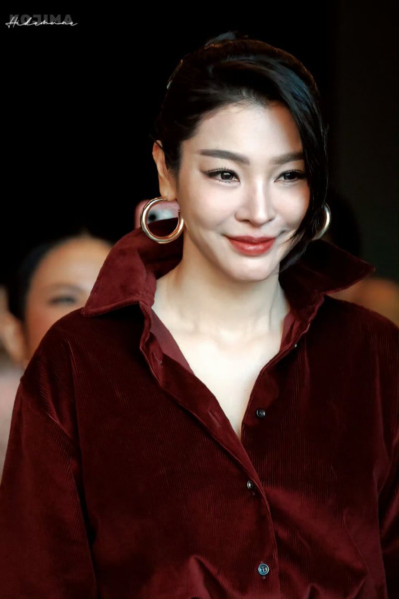 cool_tree111111's tweet image. ความสวยเปล่งประกายมาก✨️👏

@malisorn00 @maxmara 

#MaxMaraxFaye
#FayeInMilanFashionWeek
#MaxMara
#MaxMaraSS26
#MFW
#MilanFashionWeek
#FayePeraya
#ฝ้ายพีรญา