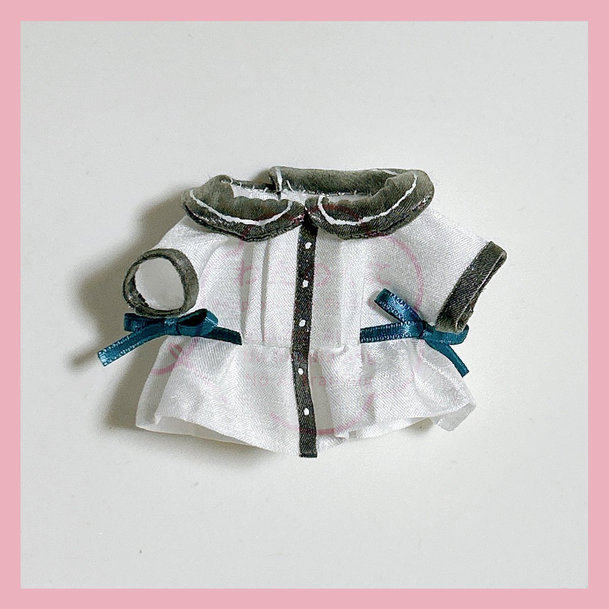 🧵制作事例🪡
オーダーぬい服を制作させていただきました！(ご依頼主様非公開)ご依頼いただきありがとうございます🩵とっても可憐なワンピースです👗
#ぬい服オーダー
#わたのくに