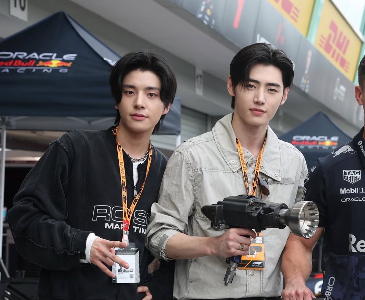 pporpraew48's tweet image. หล่ออะ