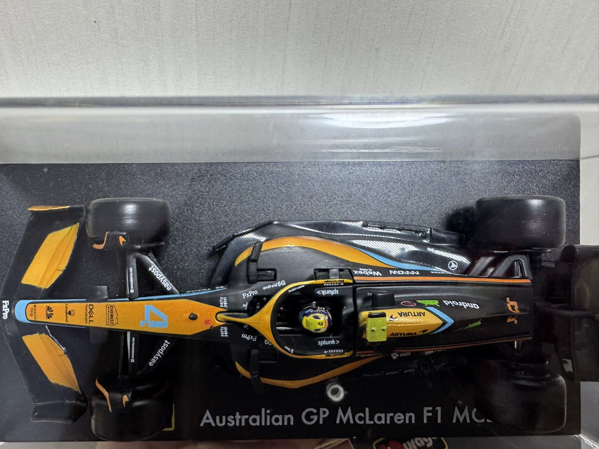 baekingneeds's tweet image. Looking to sell some McLaren Lando items!

2022 cap (never worn before)
Lando Norris Australian Grand Prix 1:43 MCL36 car model (brand new)

Can meet any day at the Singapore Grand Prix or ship overseas (if buyer bears the cost)

Please DM &amp;amp; quote a price if interested!