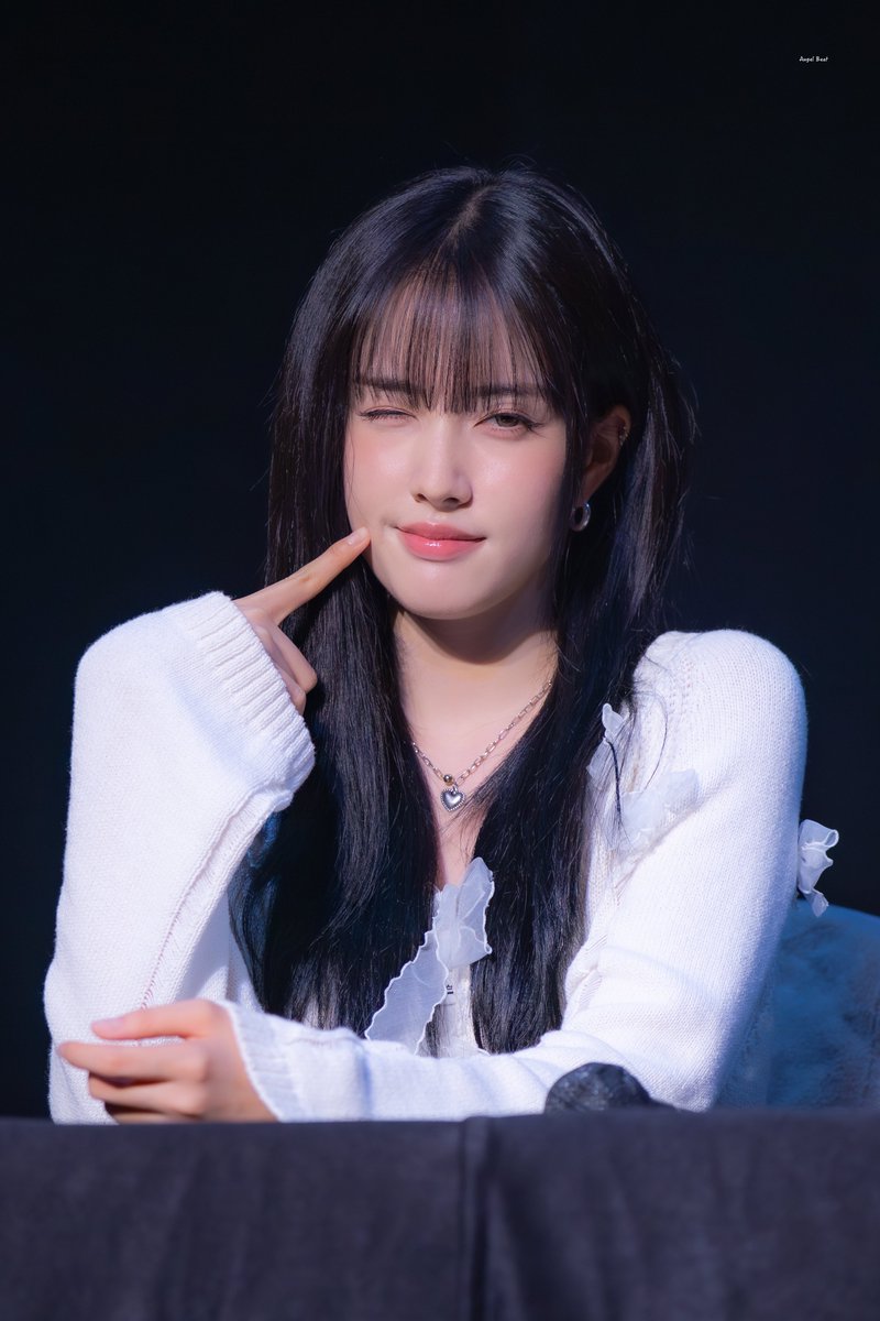 250928 

#스테이씨 #윤 #Stayc #Yoon