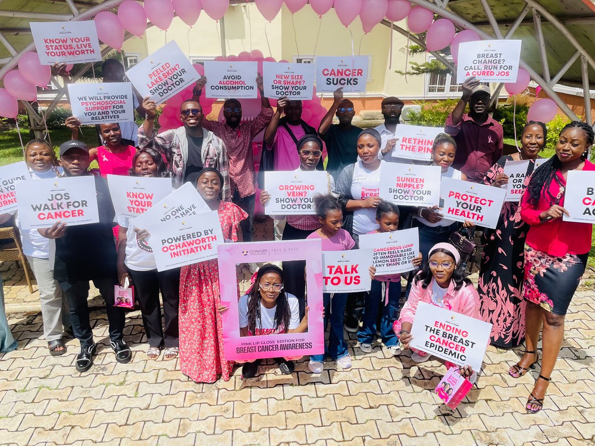 OchaworthLACDI's tweet photo. Highlights from yesterday’s Pink Lip Gloss Edition
•Advocacy: awareness in schools 
•Courageous personal stories 
•Early detection + lifestyle education 
•Community support with lip gloss &amp; pink ribbons 
Together, we can #StompOutBreastCancer 
#BreastCancerAwareness https://t.co/0hjzPjEbrX