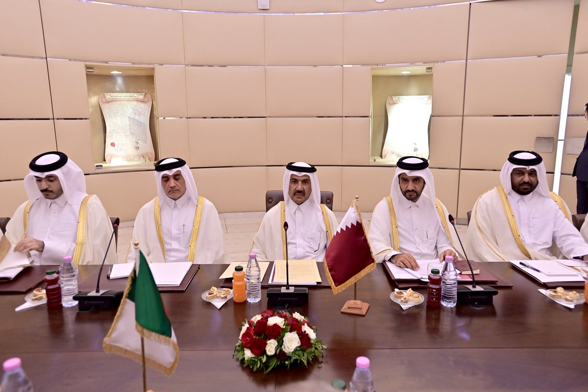 انعقدت الخميس 2  أكتوبر 2025، بالجزائر العاصمة، المشاورات السياسية الجزائرية-القطرية في #دورتها_2 التي ترأسها الأمين العام لوزارة الشؤون الخارجية، السيد لوناس مقرمان، مناصفة مع نظيره القطري، الدكتور أحمد بن حسن الحمادي.
🇩🇿🇶🇦
للاطلاع على البيان عبر الرابط:
facebook.com/share/p/17YXPy…