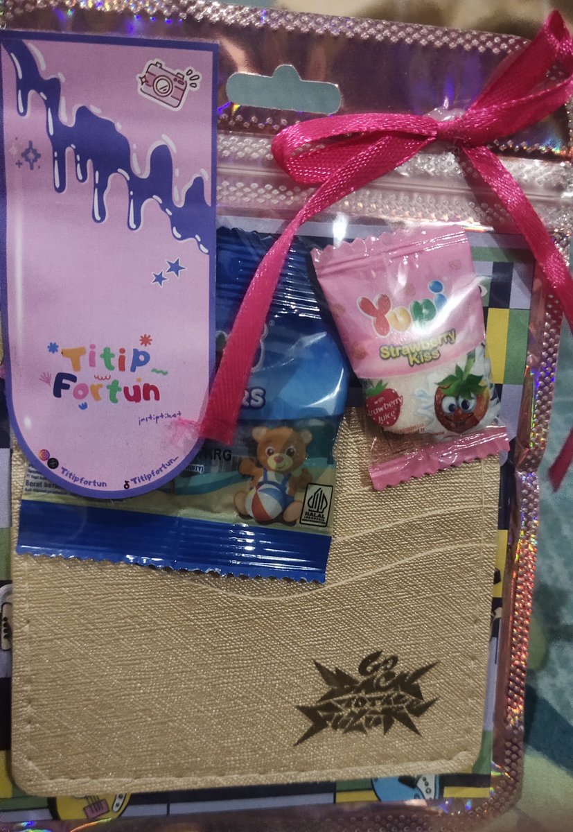 big thanks untuk <a href="/titipfortun/">JASTIP TREASURE PULSE ON EXO ATEEZ</a> yang sangat amanah dan trusted, makasih banyak sudah ikut membantu melancarkan first concert aku ya!! 🫂