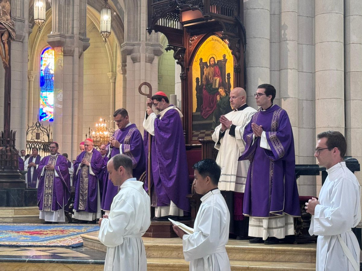 🔴Toda la Iglesia de Madrid despide a José Antonio Álvarez con profundo cariño y agradecimiento por su entrega cercana, misericordiosa y esperanzada

➡️<a href="/CardenalCobo/">Cardenal José Cobo</a>: «Lo que queda de un pastor son las huellas de amor que ha dejado en esta diócesis»

archimadrid.org/index.php/ofic…