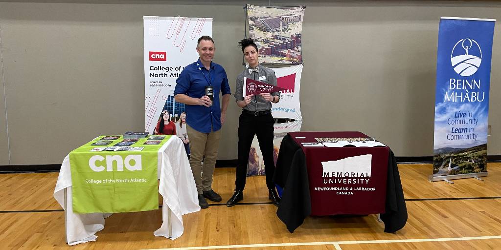 🦞 Whether you’re from Newfoundland and Labrador or the Maritimes, Memorial is close to home. 

Meet us at an AARAO fair near you and start your journey at Memorial!

bit.ly/meet-memorial