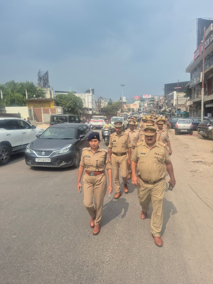 MEERUT POLICE tweet media