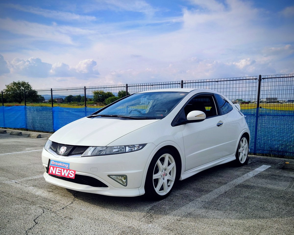 Shilco_lor's tweet photo. 色白むっちりボディの
めちゃくちゃ[H]な車が納車されました😍

HONDA CIVIC TYPE R EURO FN2

久しぶりのMT車かつ初めてのVTECにハラハラドキドキですが大切にいっぱい楽しもうと思います✌️ https://t.co/dbDShPDcAy