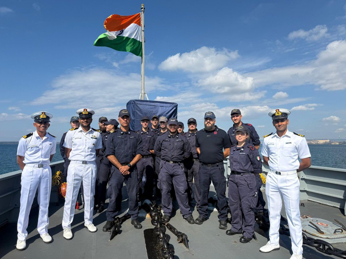 ani_digital's tweet photo. INS Trikand makes port call at Taranto to strengthen India-Italy defence ties

Read @ANI Story | https://t.co/6Uktyhl0Sz
#INSTrikand #PortCall #Taranto #DefenceTies https://t.co/JgkDQmcKFg