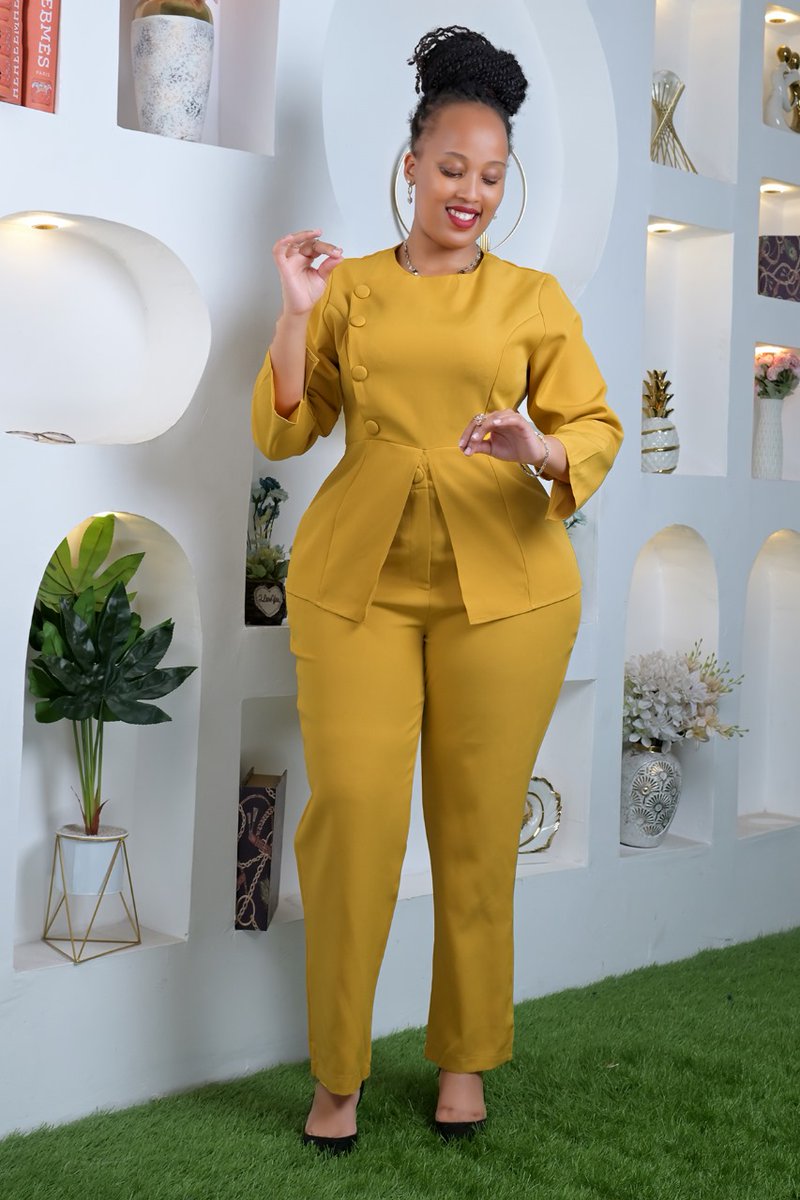 The FashionHub256 tweet media
