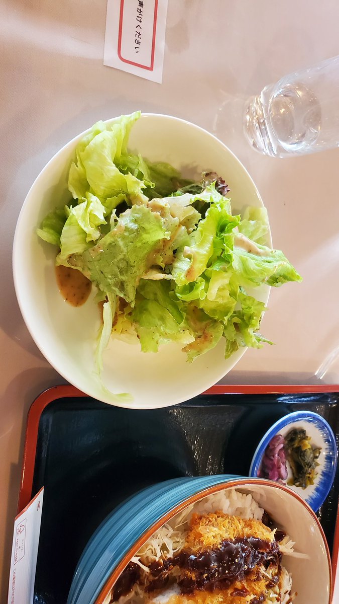 たけピョン tweet media